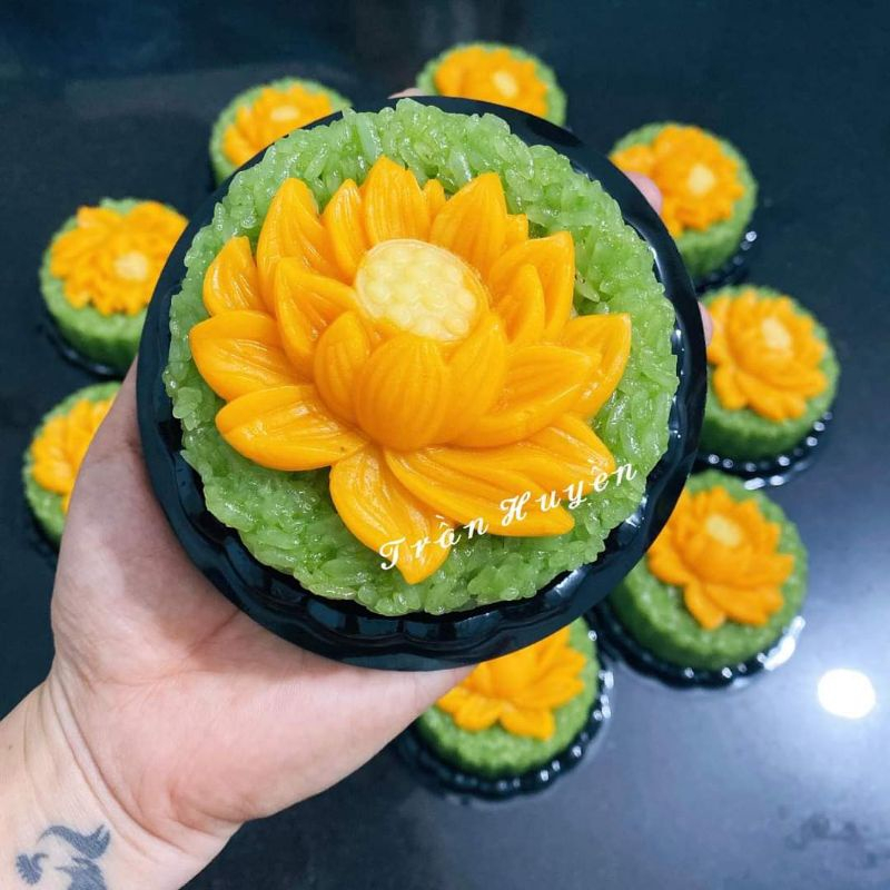 Khuôn silicon mặt hoa sen nhấn xôi đậu xanh, làm rau câu, socola, fondant