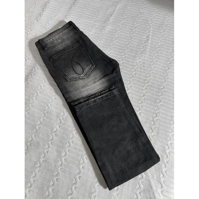 Quần bò nam ống suông màu đen khói - chất vải dày dặn loại 1