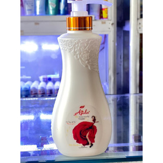 Sữa Tắm Trắng Da Vitamin E Ajola ( 550ml )