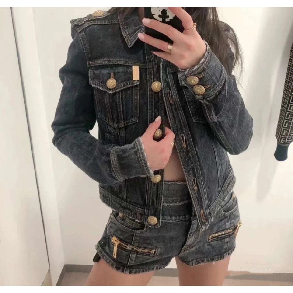 Áo khoác denim thời trang cao cấp Balmain phong cách cá tính, thời thượng