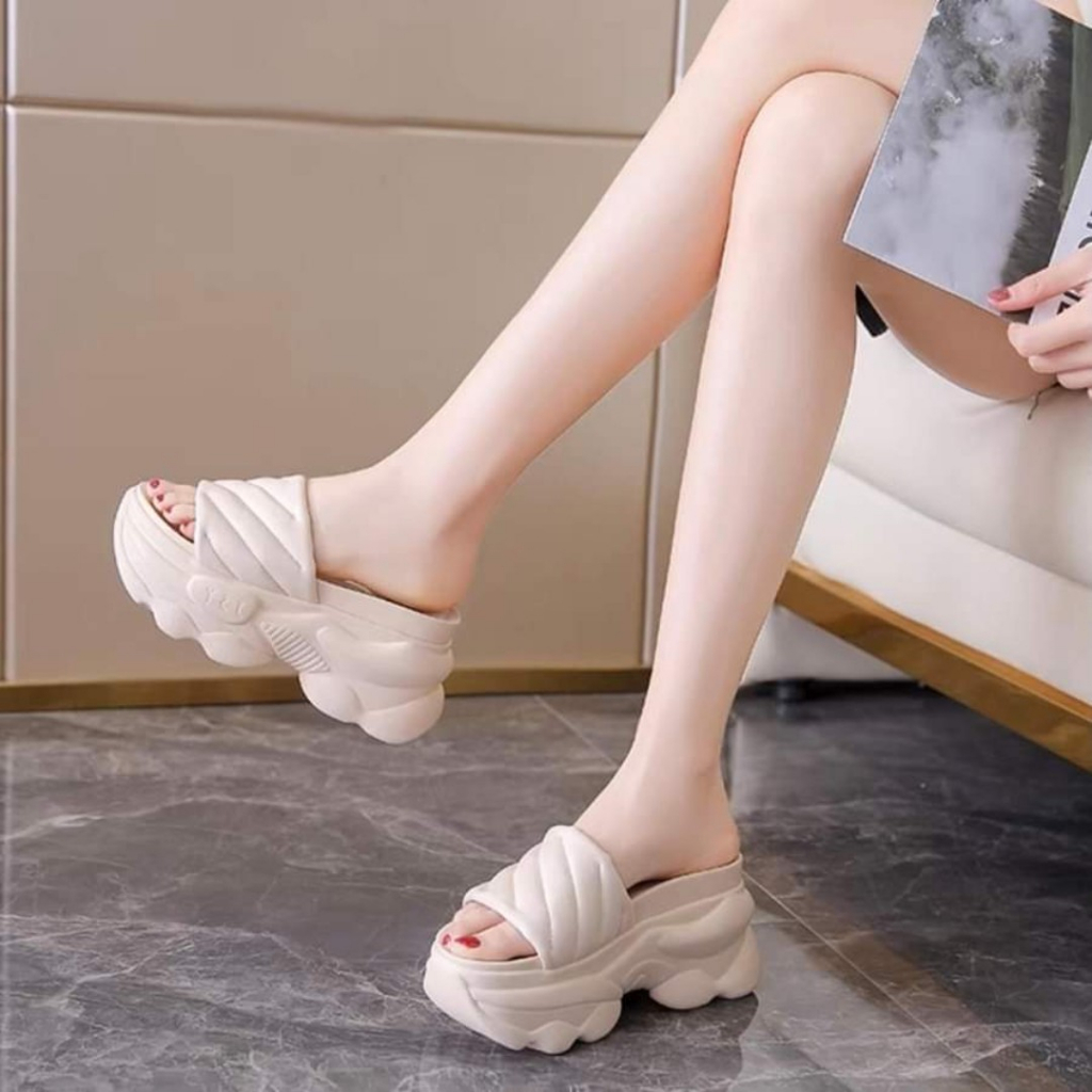 DÉP ĐẾ GỒ BÁNH MÌ