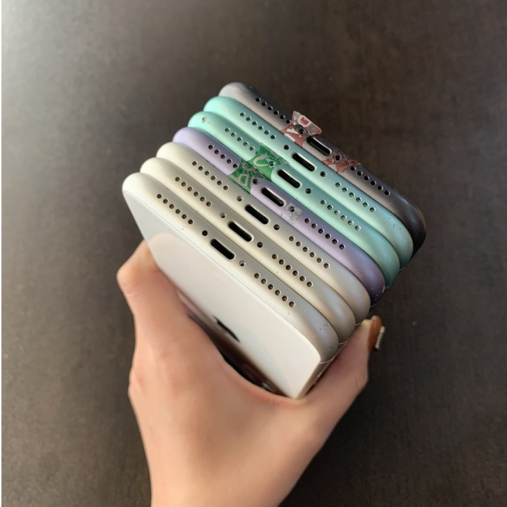 Vỏ zin dành cho 11 màu xanh ngọc, trắng, đen, tím