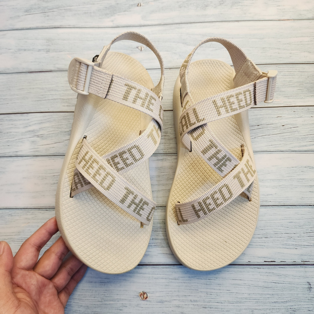 Dép Sandal Nam Chaco Đế Thơm Cao Cấp Hương Quế, Khử Mùi Mồ Hôi, Dép Chaco Mã Trắng Chữ TG17