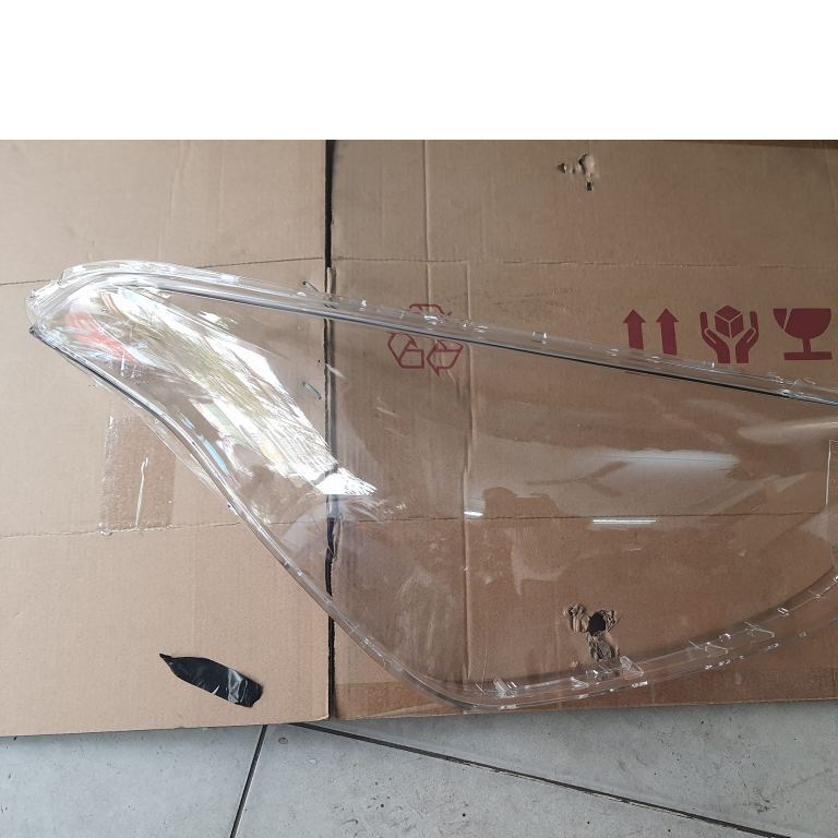 MẶT MICA ĐÈN PHA HUYNDAI I10 2014-2018