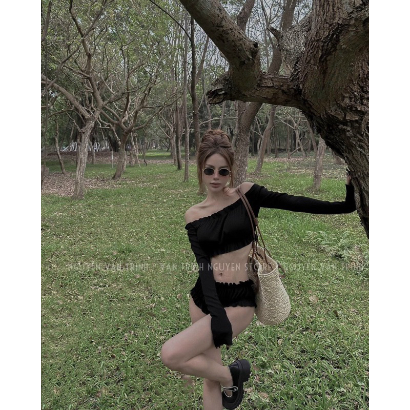 Set đi biển áo trễ vai tay dài-Komistore