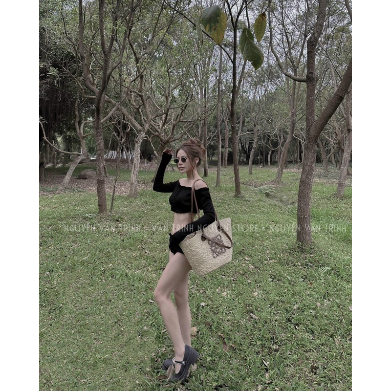 Set đi biển áo trễ vai tay dài-Komistore