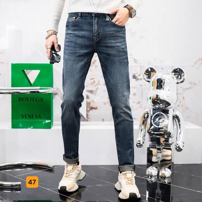 Quần Jean Nam Màu Trắng Bạc, Xanh, Đen Suông Trơn Không Rách Chất Vải Bò Cao Cấp Co Dãn 4 Chiều Skinny TJD10