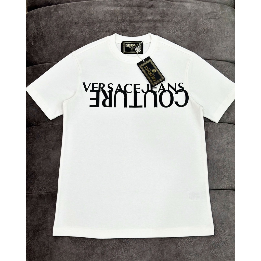 Áo T-shirt Versace Jeans Couture ngược LA on web