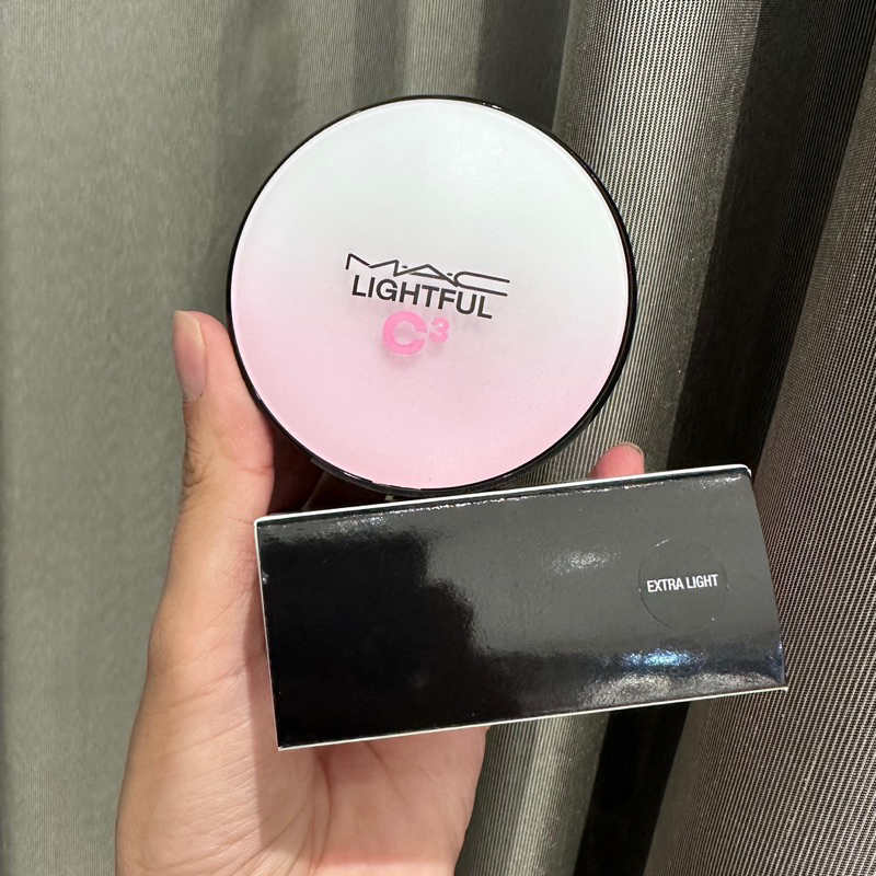 Phấn Nước MAC Lighful C3 Quick Finish Cushion Compact 12g