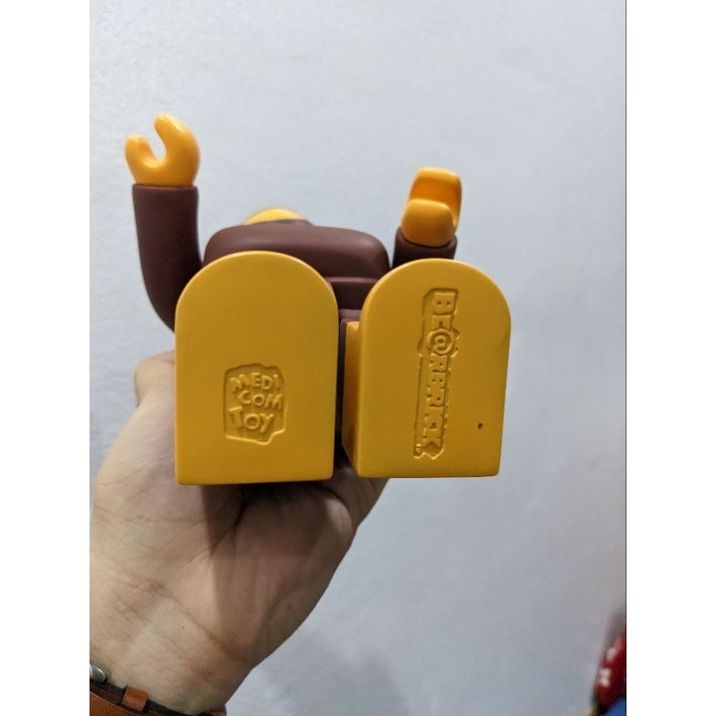 Gấu Bearbrick Bape Kid 27cm