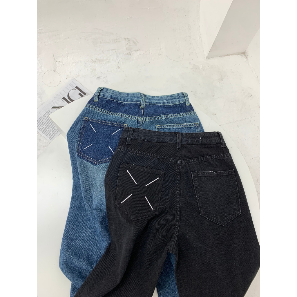 Q443 - QUẦN JEANS ỐNG RÔNG TÚI SAU HOẠ TIẾT