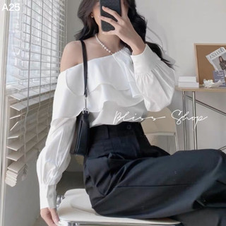 A23 - Áo lệch vai bèo tầng