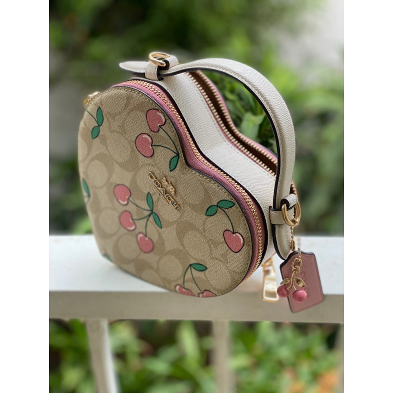 Túi Coach auth sale