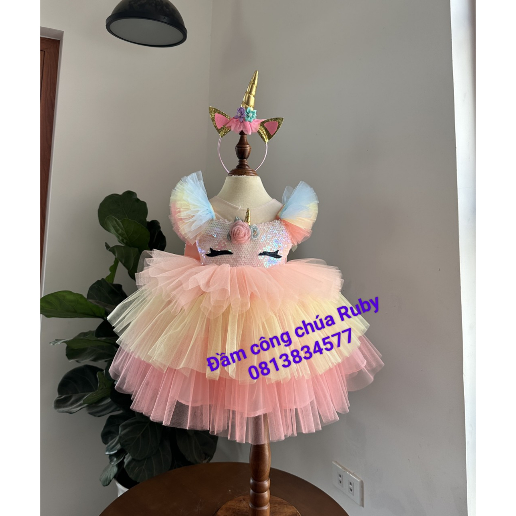 Đầm ngựa thần đuôi dài siêu sang, đuôi tháo rời được