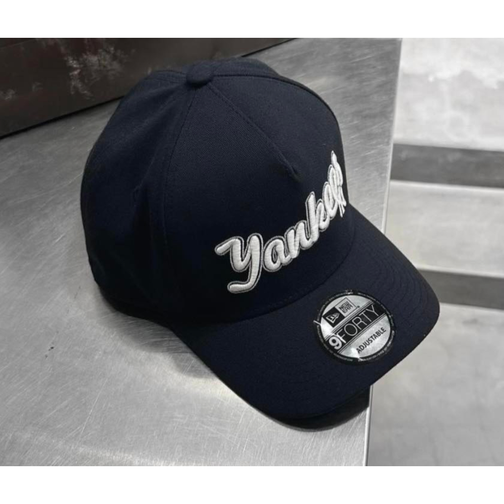 Nón Chính Hãng New Era Yankee Xanh Shop Xám Store