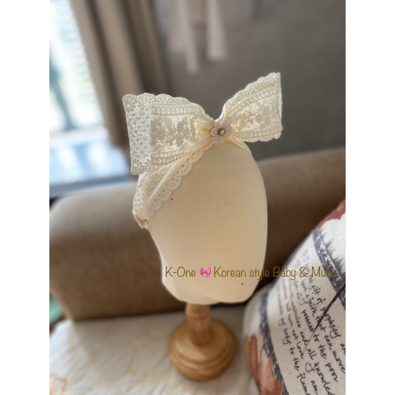 Turban nơ dựng ren 2 tầng cho bé