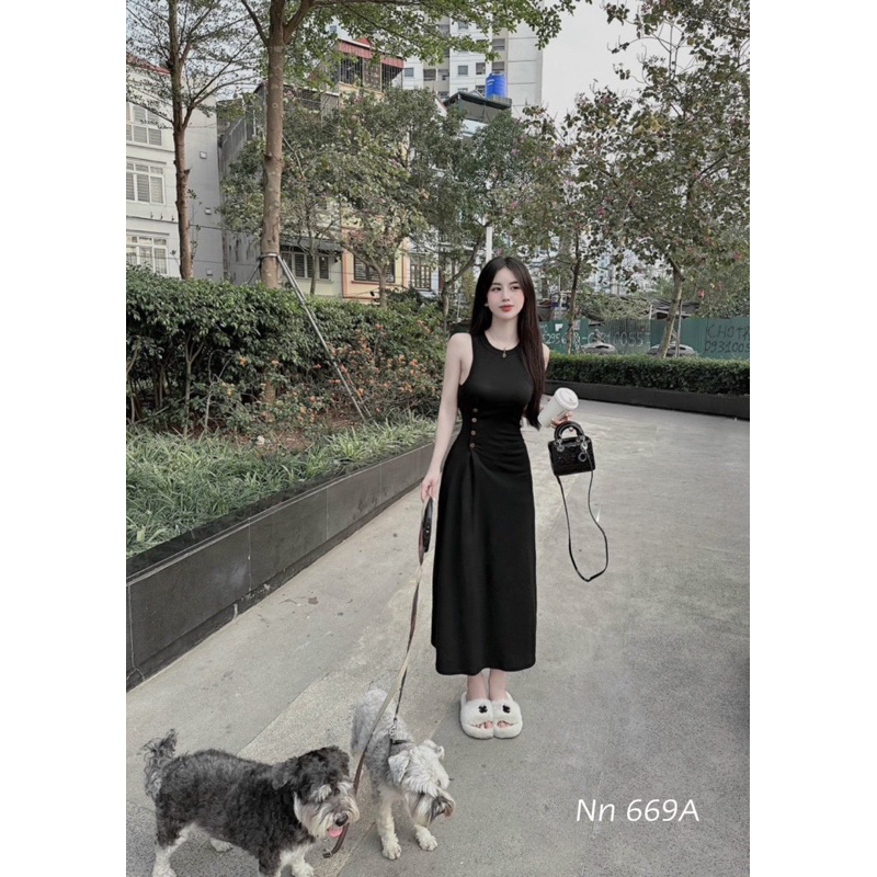 Váy Sát Nách Ôm Body Phối Nút Khuy Chiết Eo Dáng Xoè