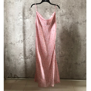 Đầm lụa Urban Outfit / VNXK
