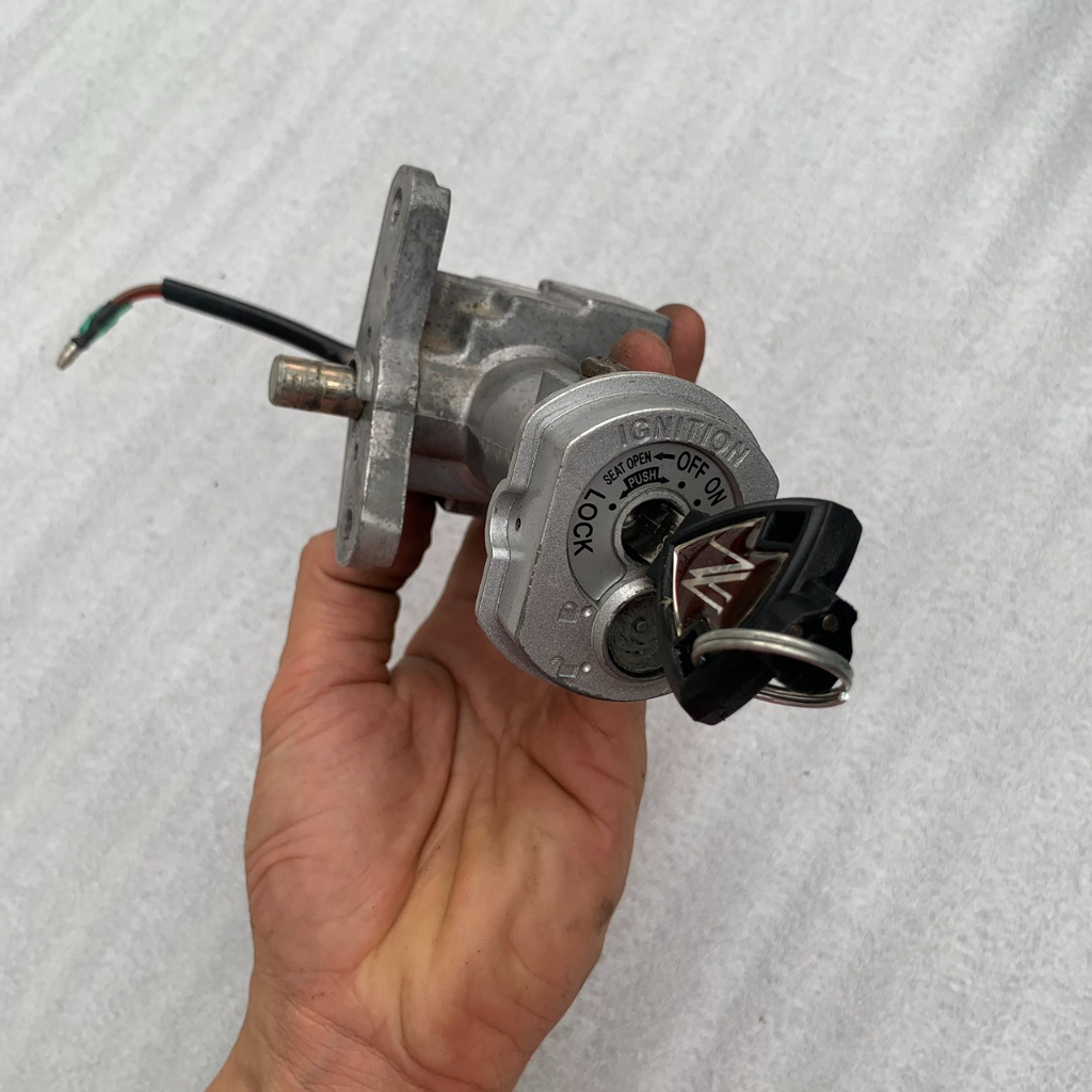 Ổ khóa NOUVO 4 yamaha nouvo lx ( hàng zin tháo xe ) chuẩn hãng