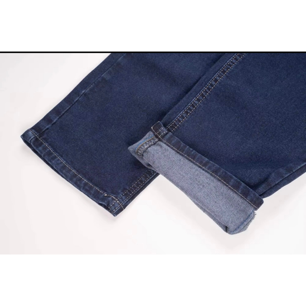 - Quần jeans nam ống suông, co giãn, mềm, mịn, không xù lông, không ra màu