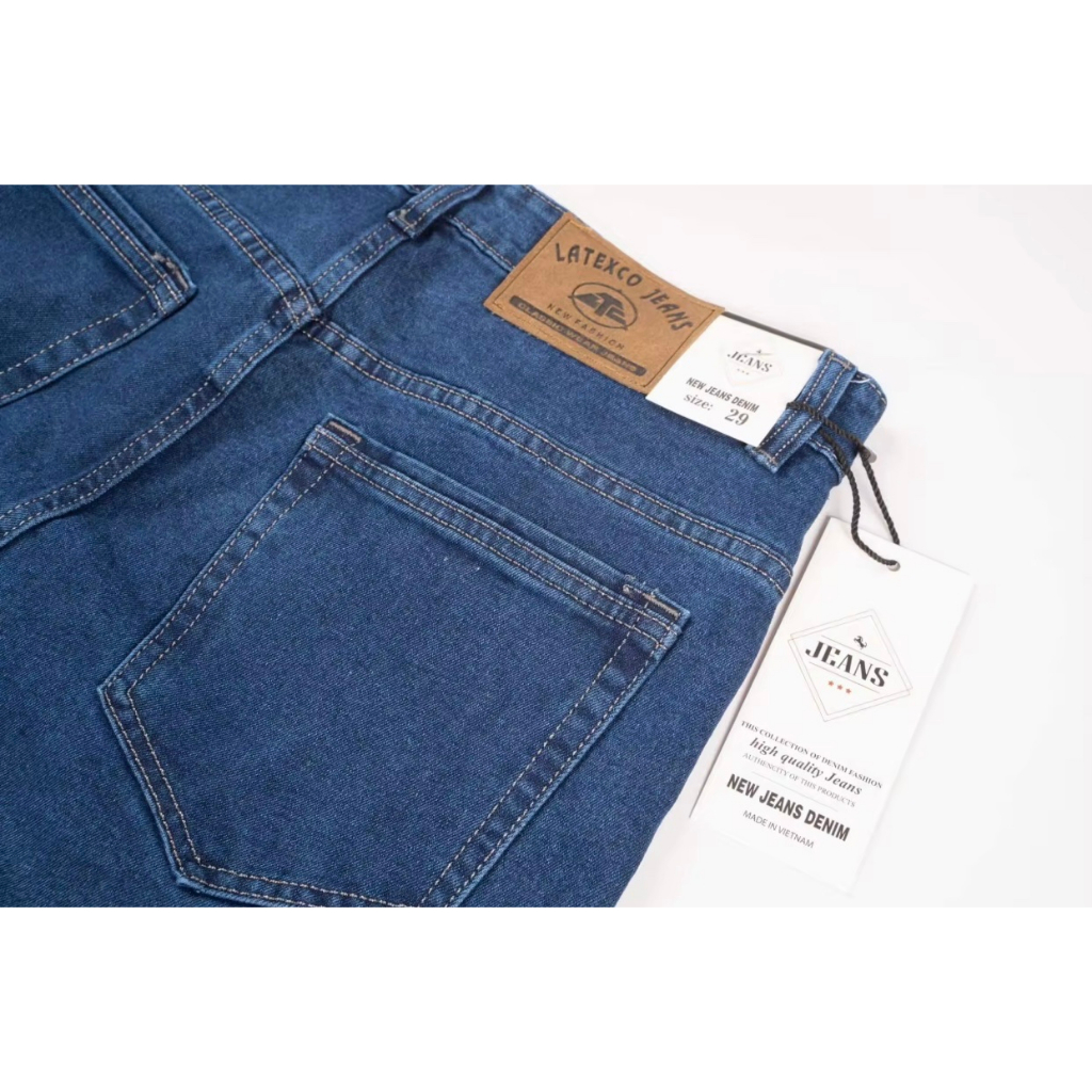 - Quần jeans nam ống suông, co giãn, mềm, mịn, không xù lông, không ra màu