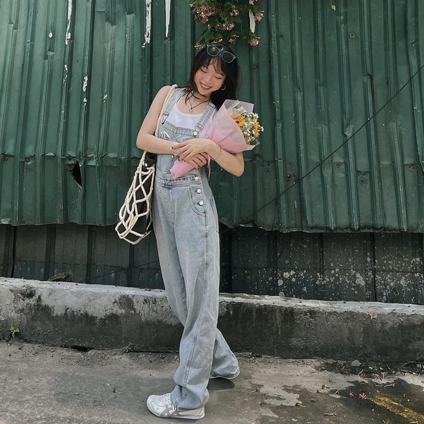 TheBlueTshirt - Quần Yếm Jeans Nữ Màu Xanh Nhạt - The Original Denim Overalls - Painter Vintage Wash