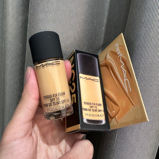 Kem Nền MAC Studio Fix Fluid SPF15 15ml