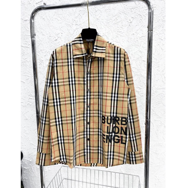 Áo sơ mi BBR nam nữ dài tay kẻ sọc caro màu be dập chữ Burberry London England cao cấp