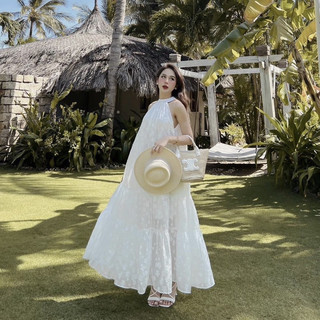 Váy đầm maxi đi biển thêu hoa cổ yếm 2 lớp siêu xinh