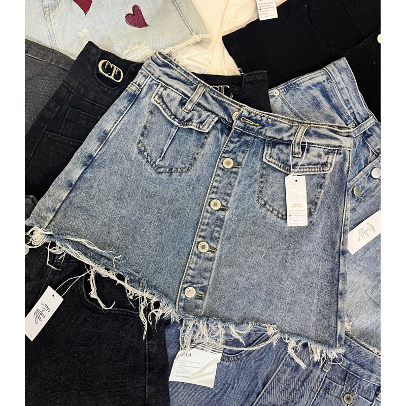 QUẦN SHORT BÒ CHÉO VẠT LỆCH