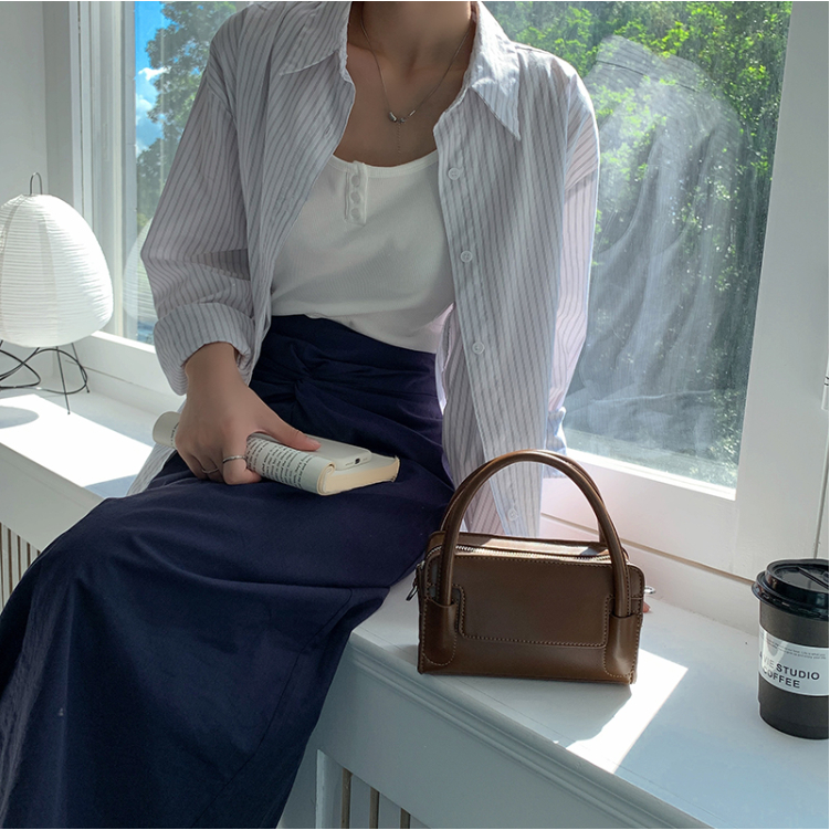 Túi xách nữ đeo chéo dạo phố ngày nắng size 18 cực xinh chất da lì chống bụi chống nước cao cấp Capucha T302