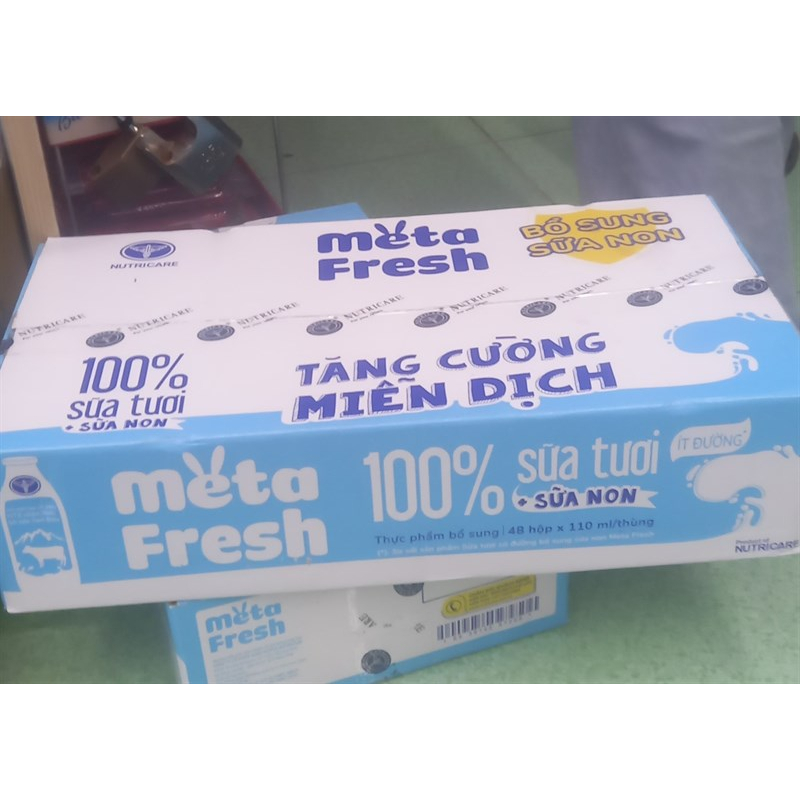 Thùng sữa tươi chứa sữa non Nutricare Meta FRESH ít đường (110ml x 48 hộp).