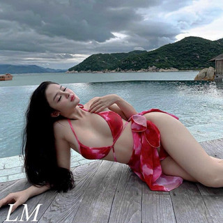 Set bikini 2 mảnh loang kèm khăn