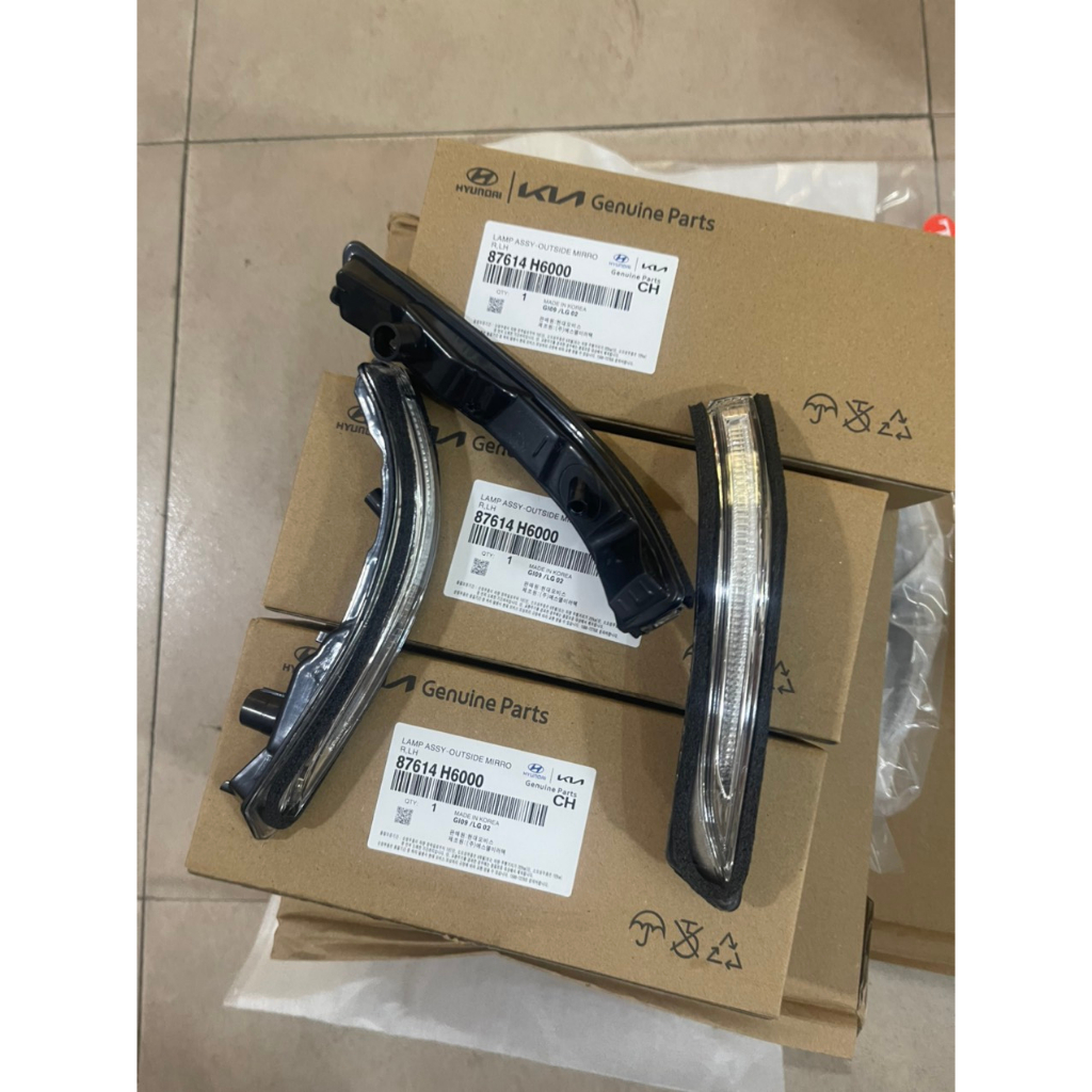 Xi nhan gương accent 2018-2021,Đèn xi nhan trên kính gương chiếu hậu hyundai accent