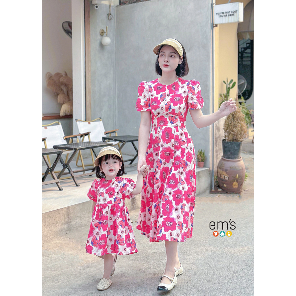 Sét váy mẹ và bé gái hoa hồng em's