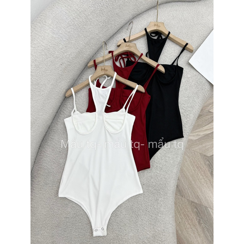 Áo bodysuit đi biển đi chơi cổ yếm chất tăm co giãn | BigBuy360 - bigbuy360.vn