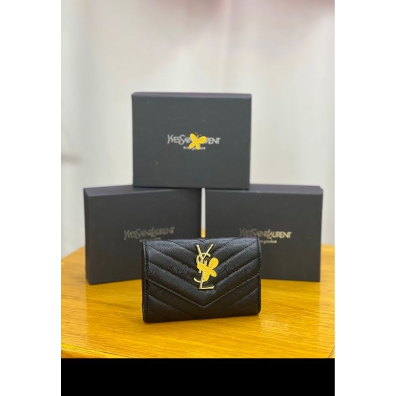 Ví gift nắp gập xinh xắn