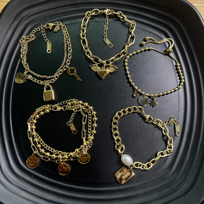 Lắc tay titan không ghỉ sét