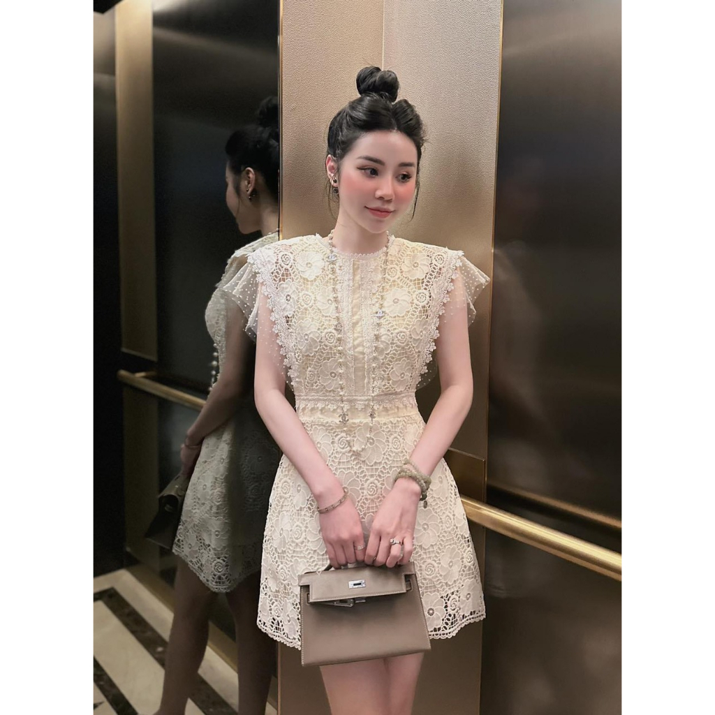 Váy ren hoa cao cấp phối lưới châm bi