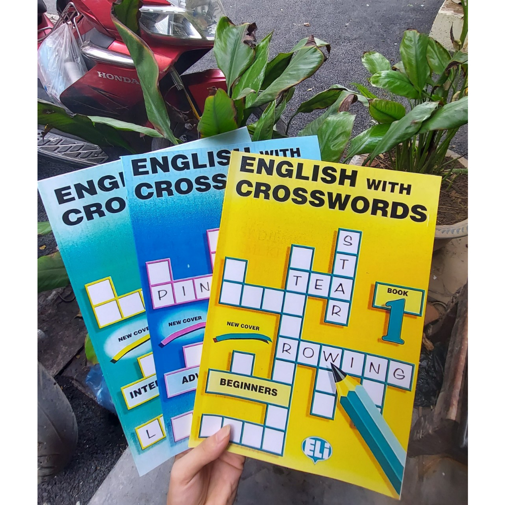 English with crosswords 1-3 (tùy ý chọn 1)