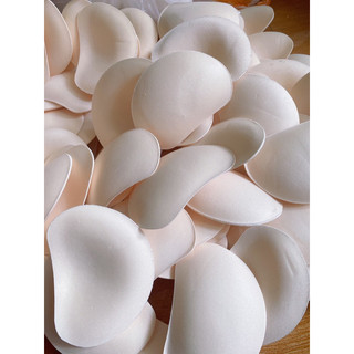 Mút độn nâng ngực siêu đẩy tới 2,5cm, tạo vòng 1 căng tròn giúp nàng tự tin, quyến rũ
