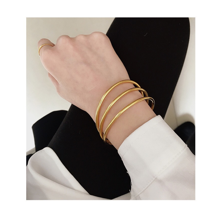 Vòng tay titan trơn 2 li siêu xinh