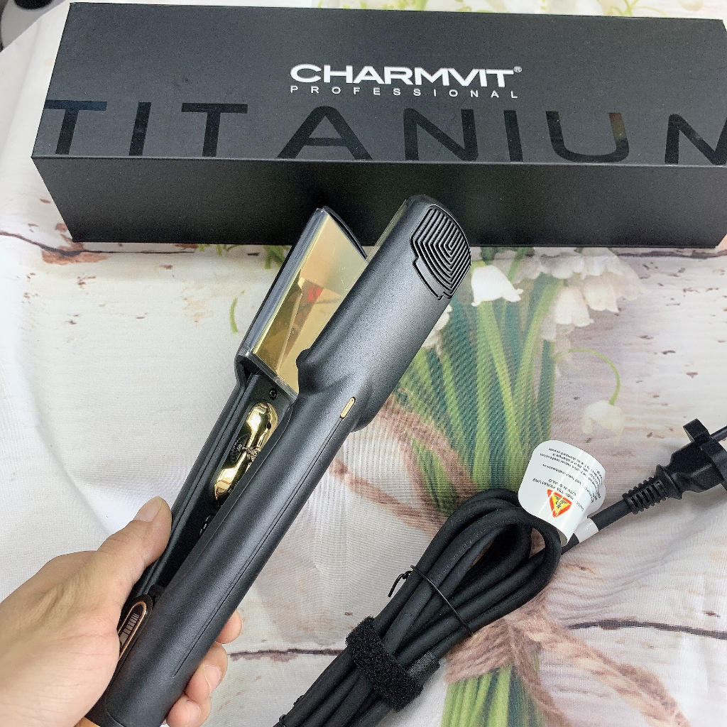 Máy kẹp duỗi tóc không gây rít CHARMVIT TITANIUM