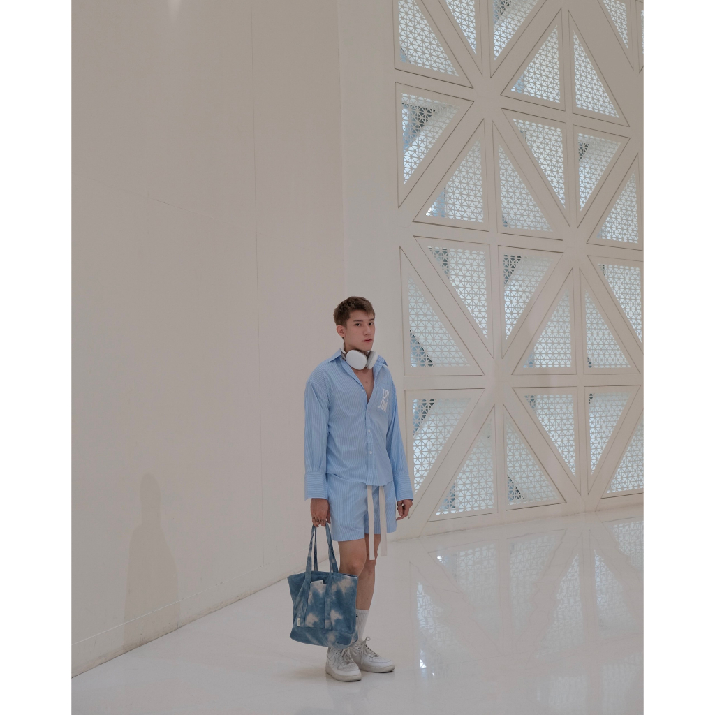 EVERYDAY BAG - Túi tote, form rộng, có một túi nhỏ phía trước