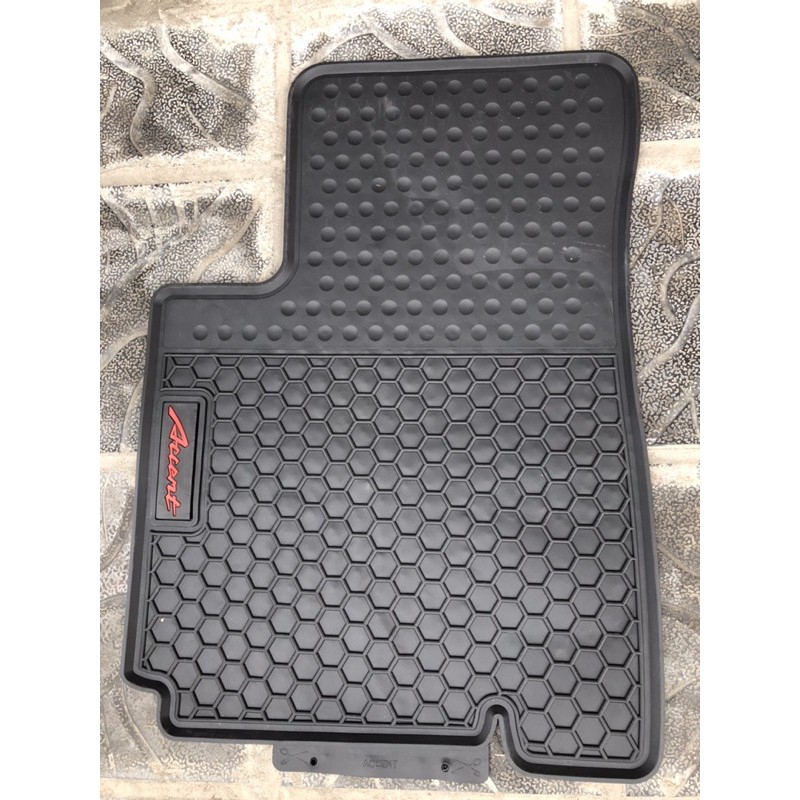 Thảm Lót Sàn Cao Su Xe Hyundai Accent 2018 - 2023- Mẫu tổ ong Hàng không Mùi, vừa khít xe