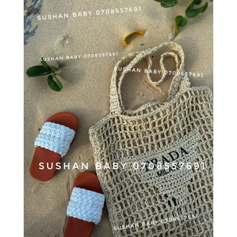 Dép lê mẹ và bé