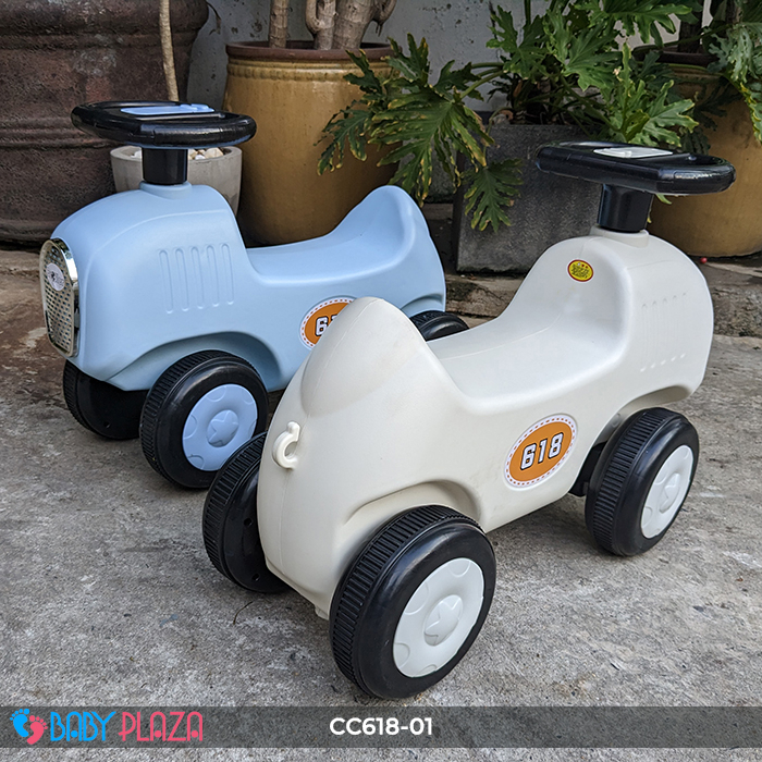 Chòi chân 4 bánh cho bé có đèn nhạc BABY PLAZA CC618-01