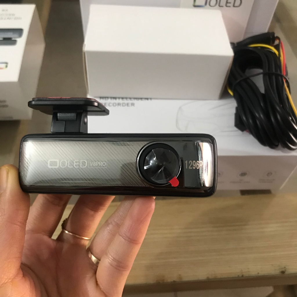 Camera hành trình ô tô OLED V8 tích hợp màn androi, OLED V8 PRO kết nối điện thoại