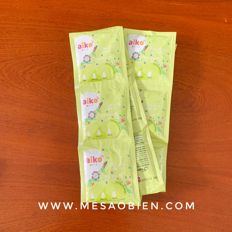 Dây 12 gói nước xả vải cho bé AIKO