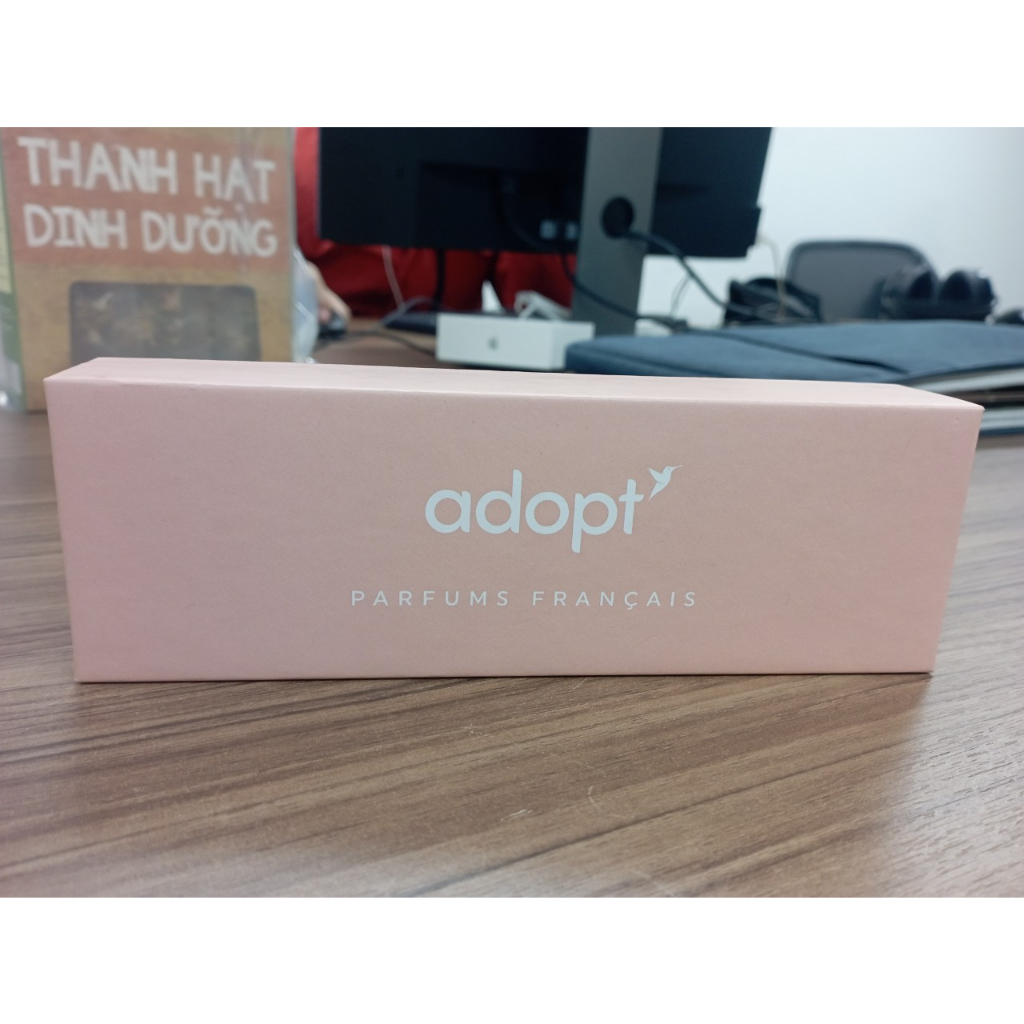 Hộp quà đựng nước hoa Adopt cao cấp 18.5*5,5*2,5 cm